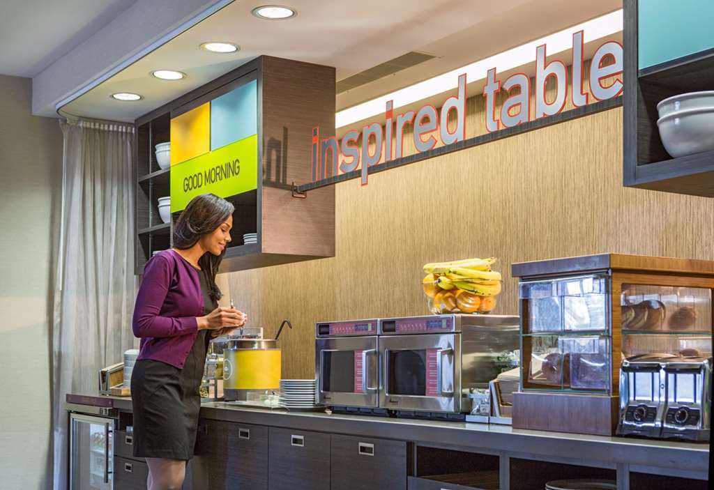 Home2 Suites By Hilton Bowling Green Restaurant bilde